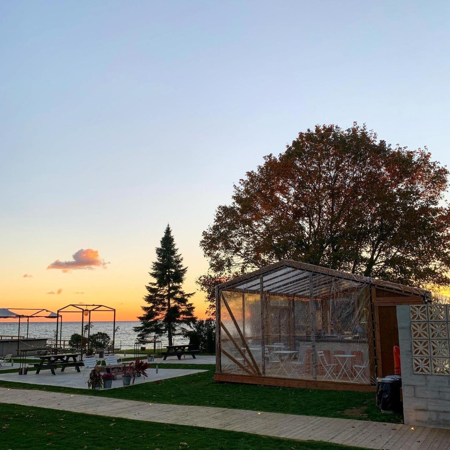 The Lakeside Prince Edward County ウェリントン エクステリア 写真